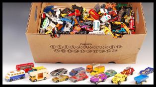 ASSORTED MIXED SCALE DIECAST MODEL VEHICLES