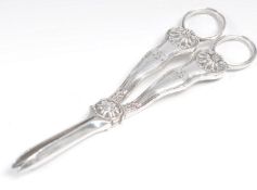 GEORGIAN PAUL STORR FOR JOSEPH RODGERS SILVER PLATE GRAPE SCISSORS