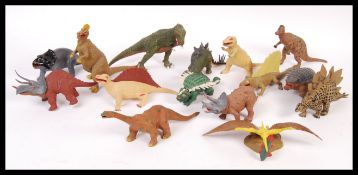 COLLECTION OF VINTAGE 1970'S AURORA (?) PLASTIC MO