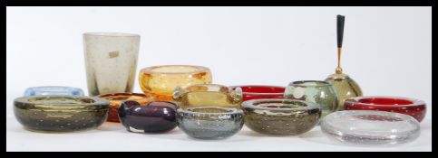 Geoffrey Baxter - Whitefriars - A group of vintage 1960's and later bubble control studio art