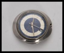 A vintage Omega Geneve Dynamic gentleman's wrist watch having a silvered dial with a blue chapter