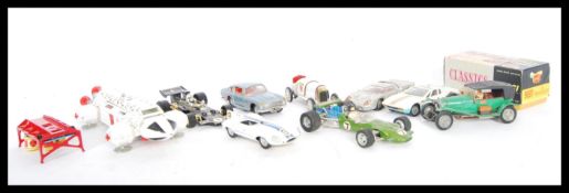 A collection of vintage diecast lledo toy cars to include a 1999 Dinky space eagle transporter /