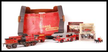 ASSORTED HORTNBY 00 GAUGE MODEL RAILWAY AND SCALE DIECAST