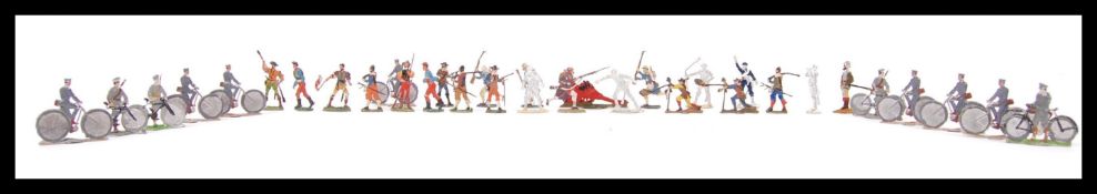 ASSORTED VINTAGE SEMI FLAT LEAD SOLDIER FIGURES