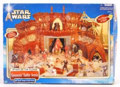 STAR WARS HASBRO ' GEONOSIS BATTLE ARENA ' ACTION FIGURE PLAYSET