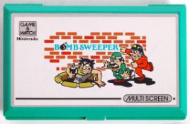 RARE VINTAGE NINTENDO GAME & WATCH LCD HANDHELD CONSOLE