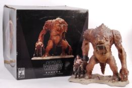 RARE STAR WARS GENTLE GIANT ' RANCOR ' LIMITED EDITION STATUE