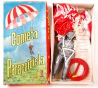 VINTAGE SPANISH ' COMETA PARACAIDISTA ' PARACHUTE FIGURE TOY