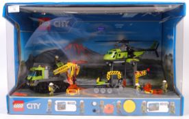 LEGO CITY SHOP DISPLAY BOX FEATURING SETS 60123 & 60122