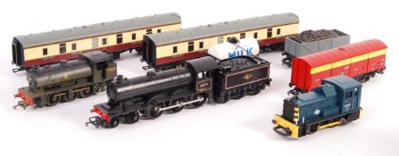 ASSORTED HORNBY 00 GAUGE RAILWAY TRAINSET ITEMS