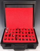 WARHAMMER - GAMES WORKSHOP CARRY CASE & FIGURES