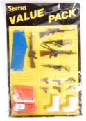 RARE VINTAGE ACTION MAN ' SMITHS ' WEAPONS ACCESSORY PACK