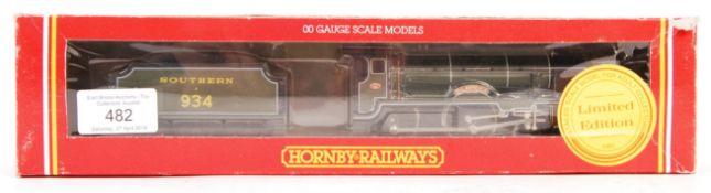HORNBY 00 GAUGE MODEL RAILWAY TRAINSET LOCOMOTIVE R.533