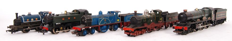 ASSORTED 00 GAUGE MODEL RAILWAY TRAINSET LOCOMOTIVES