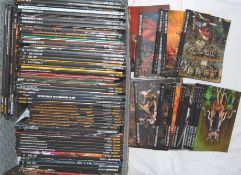 WARHAMMER - LARGE COLLECTION OF WARHAMMER / WHITE DWARF BOOKS