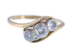 18CT GOLD AND DIAMOND LADIES 3 STONE CROSS OVER RING