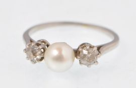 A 1920'S PEARL AND DIAMOND LADIES PLATINUM RING