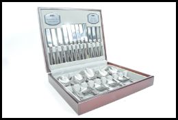 A vintage 20th Century Viners six person 44 piece