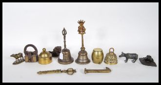 A small group of 20th Century items to include a brass trinket pot, ash tray, vintage lock and