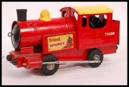 TRIANG PUFF-PUFF PULL ALONG TOY TRAIN