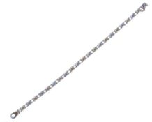 HALLMARKED WHITE AND YELLOW GOLD CHEVRON LINK BRAC