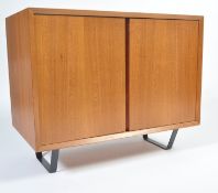 20TH CENTURY DANISH TEAK WOOD SMALL CABINET SIDEBOARD UNIT