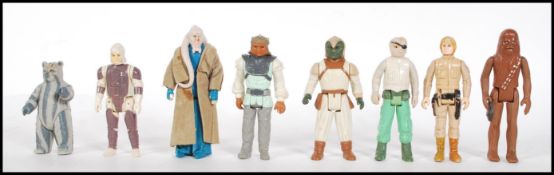 A GROUP OF EIGHT STAR WARS ACTION FIGURES