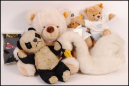 COLLECTION OF VINTAGE TEDDY BEARS