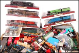 LARGE COLLECTION OF ASSORTED LOOSE DIECAST