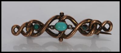 A 19th Century Victorian knot brooch having a cent