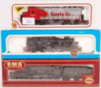 GROUP OF THREE BOXED TRAIN SET LOCOMOTIVE ENGINES