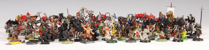GAMES WORKSHOP WARHAMMER FANTASY WAR GAMING COLLEC