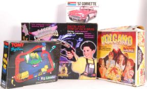 ASSORTED VINTAGE BOXED TOYS AND GAMES
