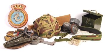 LARGE ASSORTED COLLECTION OF 20TH / 21ST CENTURY MILITARIA