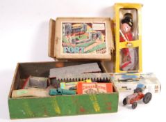 COLLECTION OF ASSORTED VINTAGE TOYS