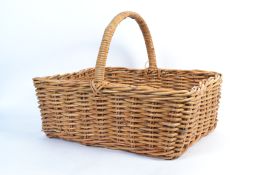 A large 20th Century whicker bakers baguette displ