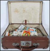 A collection trade collectors cards to include bubble gum / chewing gum, cigarette, tea cards etc,