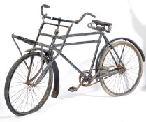 ANTIQUE STYLE VINTAGE WORKMAN'S PUSHBIKE