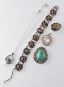 LARGE SELECTION OF SILVER AND WHITE METAL JEWELLERY