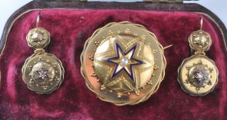 19TH CENTURY ETRUSCAN REVIVAL GOLD & DIAMOND DEMI PARURE