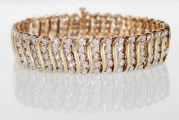 9CT GOLD AND DIAMOND BRACELET APPROX 2CTS DIAMONDS