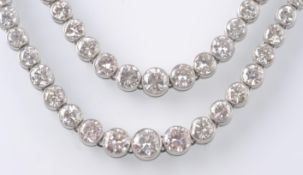 AN ART DECO PLATINUM AND DIAMOND SINGLE FESTOON NECKLACE