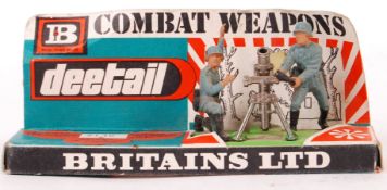 RARE VINTAGE BRITAINS DEETAIL 'COMBAT WEAPONS' GER