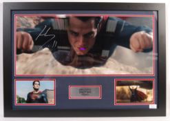 SUPERMAN - MAN OF STEEL - HENRY CAVILL SIGNED PHOT