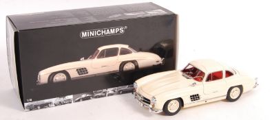 MINICHAMPS 1/18 SCALE DIECAST MODEL MERCEDES BENZ 300 SL 1954 WHITE