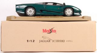 ORIGINAL MAISTO 1/12 SCALE DIECAST MODEL JAGUAR XJ220