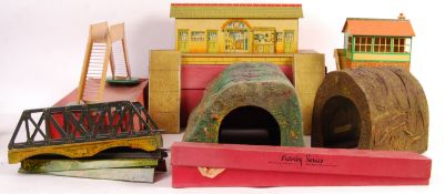 ORIGINAL HORNBY 0 GAUGE MODEL RAILWAY TRAINSET ACCESSORIES