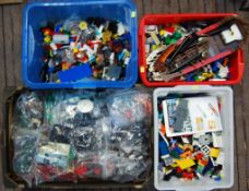 APPROXIMATELY 9KG LOOSE ASSORTED LEGO BRICKS AND SETS