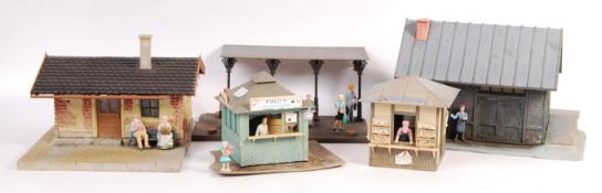 COLLECTION OF G SCALE GARDEN RAILWAY BUILDINGS