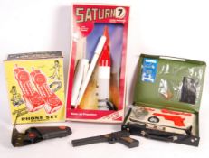 GOOD COLLECTION OF VINTAGE BOXED TOYS / PLAYSETS